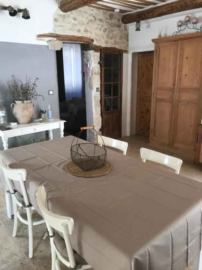 La Charmeuse Daire Céreste Dış mekan fotoğraf